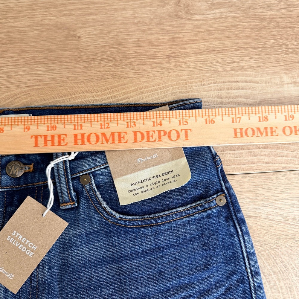 Madewell Relaxed Taper Stretch Selvedge Jeans Mens Actual 30x29 Barrington Wash - Picture 8 of 10